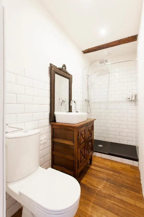 B&B Aux Petits Lardons Trie-sur-Baise 0*,  Frankrike